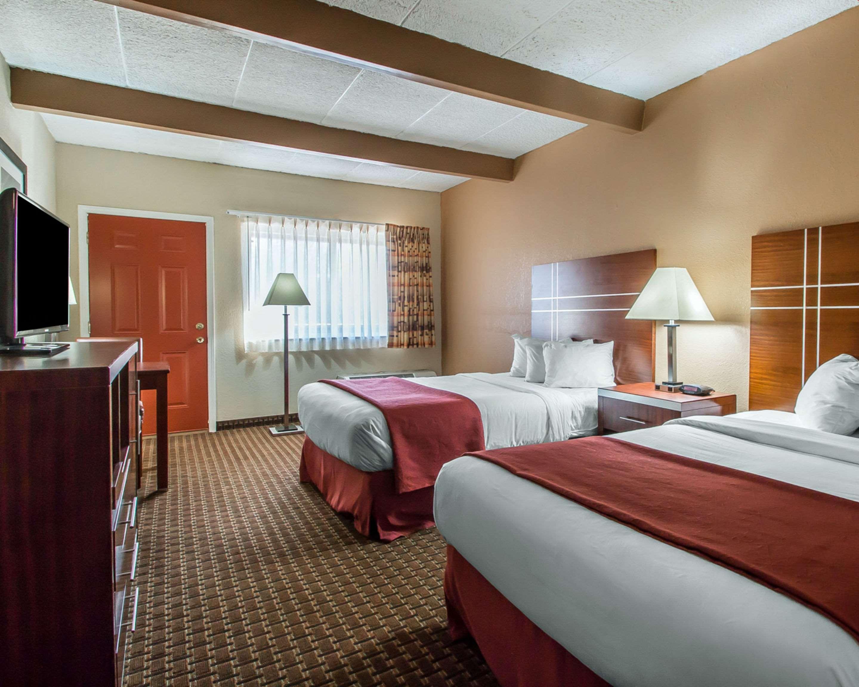 Quality Inn East Dubuque Exteriör bild