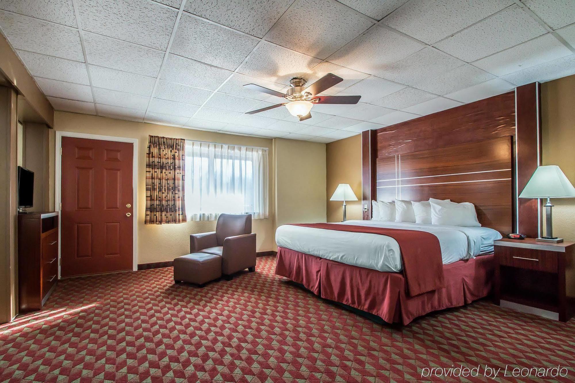 Quality Inn East Dubuque Exteriör bild